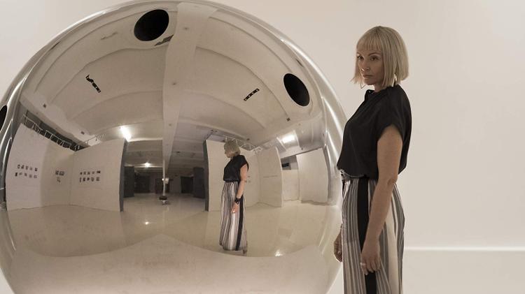 Toni Collette em cena de "Velvet Buzzsaw" - Divulgação/IMDb - Divulgação/IMDb