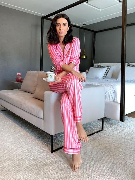 Silvia Braz exibe seu pijama - Reprodução/@silviabraz/Instagram