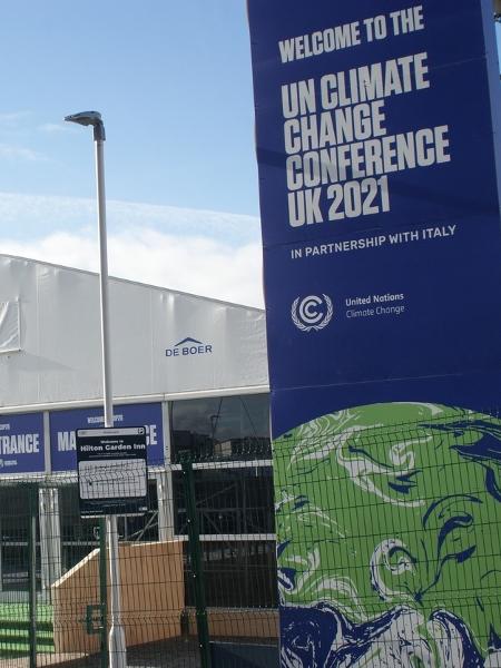 Glasgow, Escócia, Reino Unido: entrada principal da conferência da COP26 sobre mudança climática - Mark Lowery/iStock