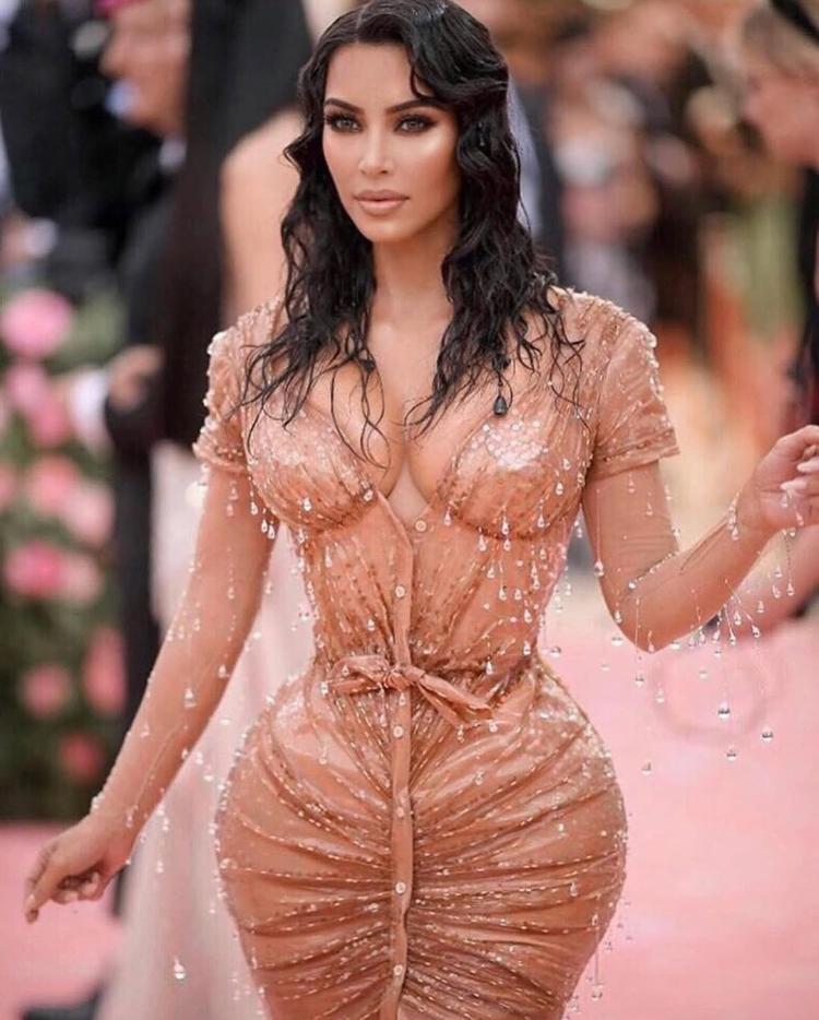 Kim Kardashian de Thierry Mugler no Met Gala 2019