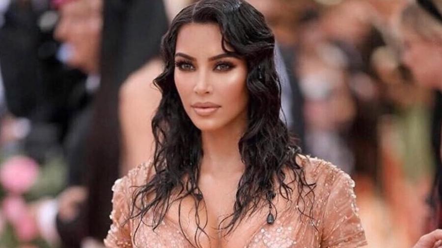 Kim Kardashian revela que se casou sob efeito de drogas Kim Kardashian revela que se casou sob efeito de drogas