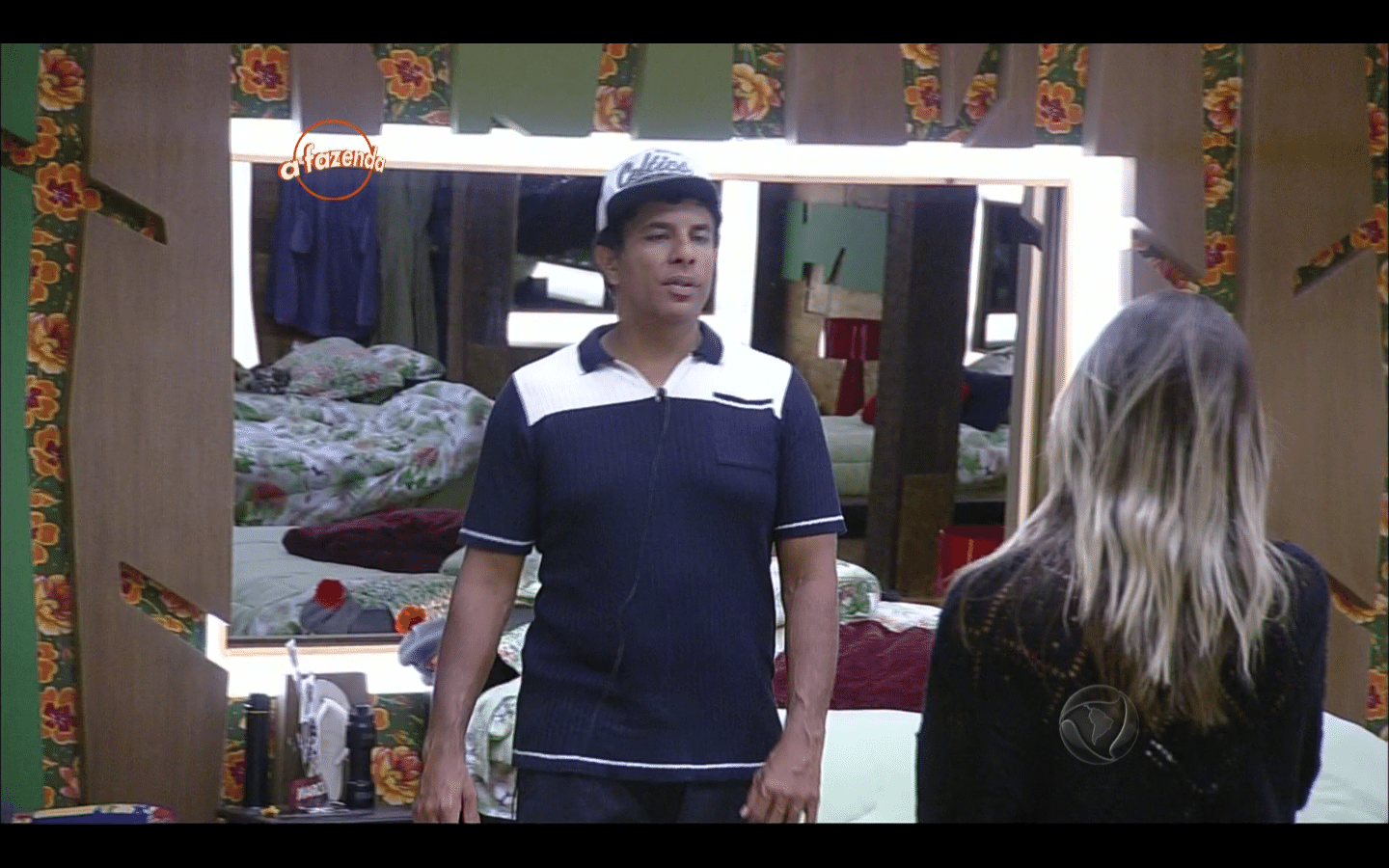 3.dez.2015 - Luka comenta a atitude de Rayanne na prova especial: "Fala de amor, de família e coloca o amigo na roça" - Reprodução/Record