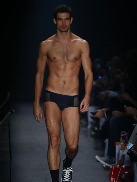 Alexandre Schneider/UOL