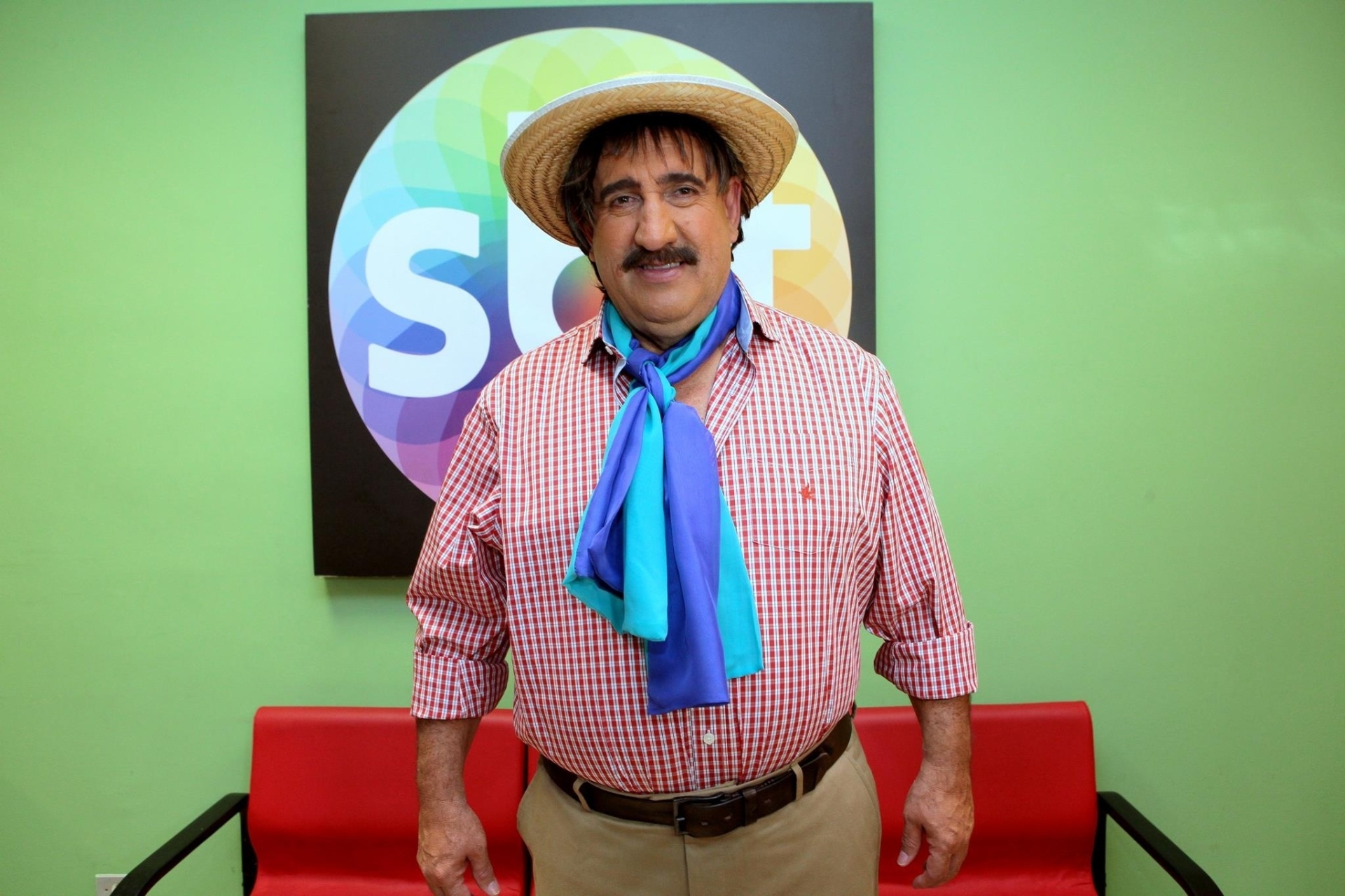 Ratinho se transforma em Mazzaropi para o programa "Máquina da Fama", no SBT - Lourival Ribeiro/SBT