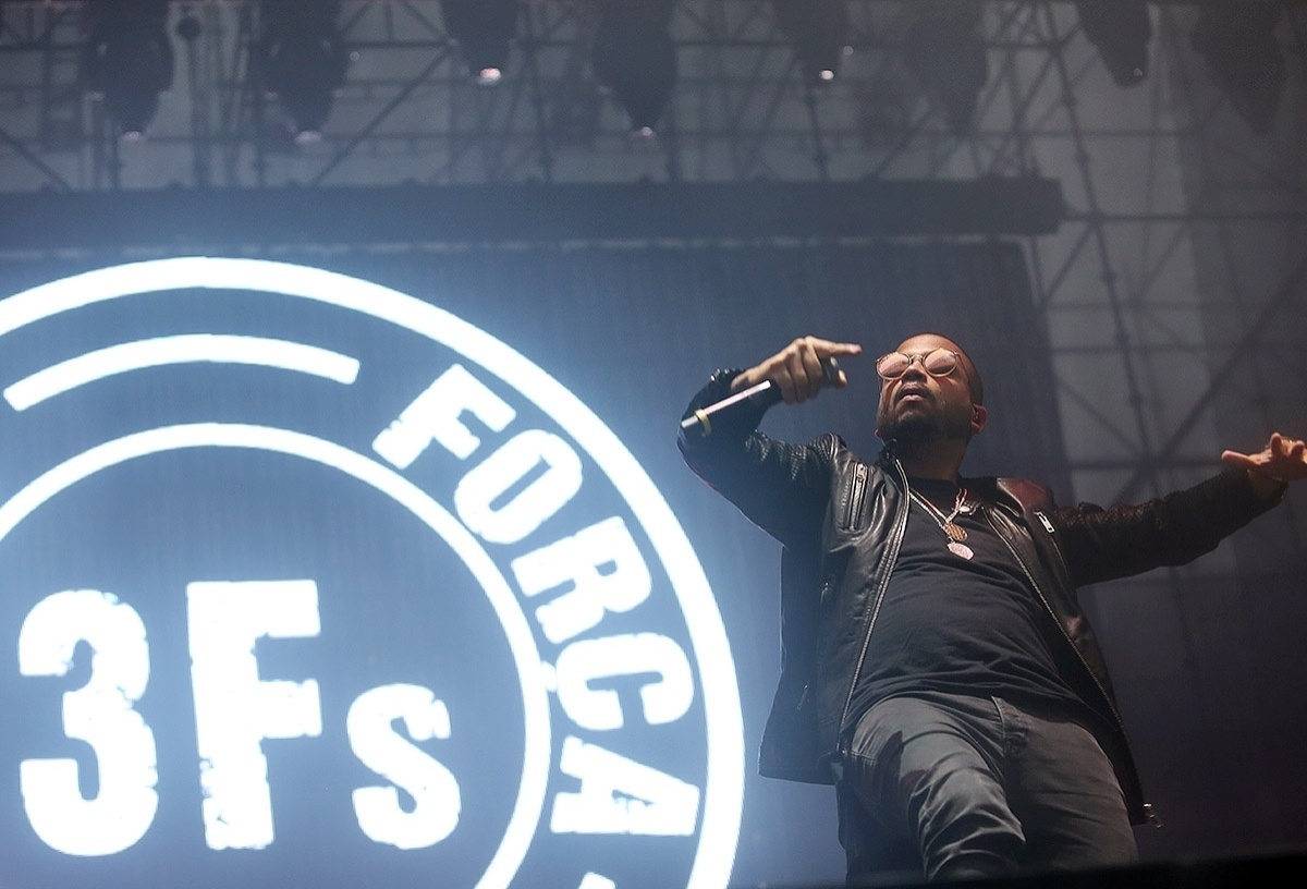 10.dez.2016 - Projota se apresenta no Z Festival, no Allianz, em São Paulo - Iwi Onodera/Brazil News