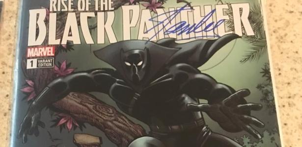 Capa Black Panther com assinatura - Twitter/Reprodução - Twitter/Reprodução