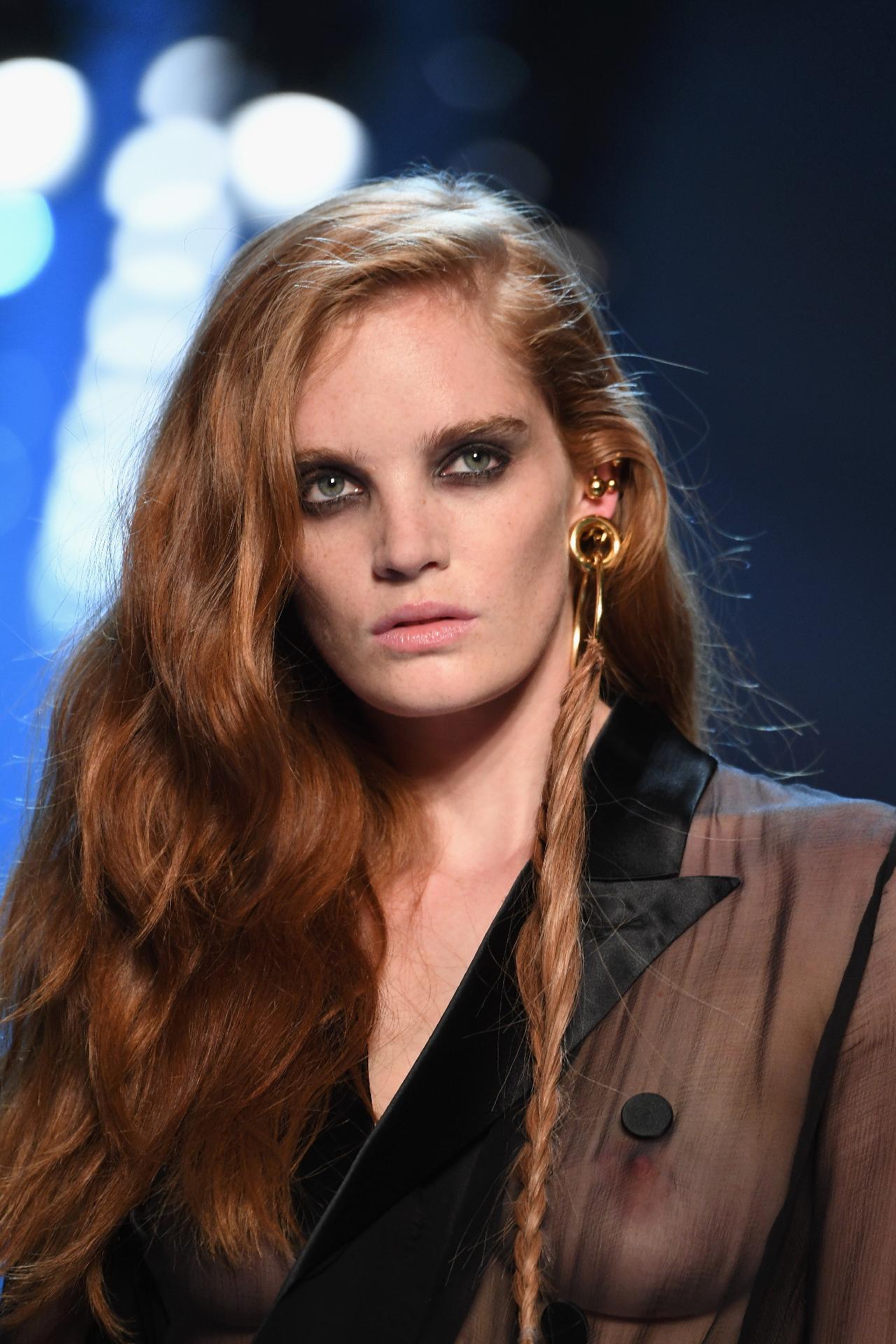 O desfile de outono inverno 2018/2019 de Jean-Paul Gaultier na Semana de Alta-Costura de Paris em 4 de julho - Getty Images