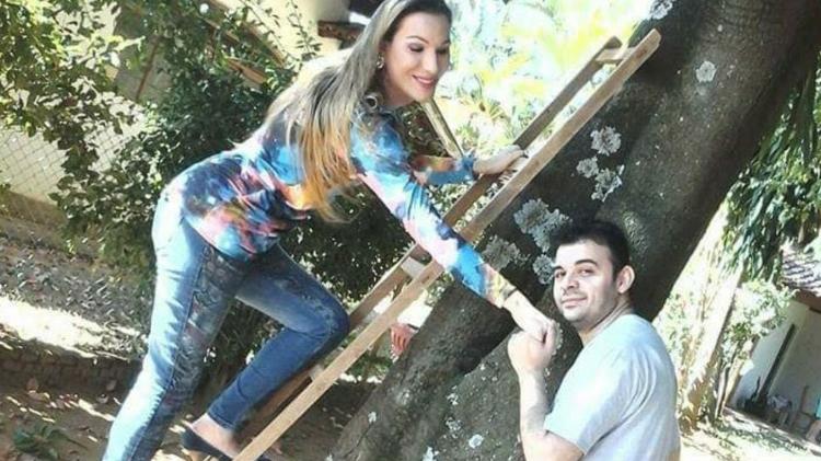 Marianne Clemente dos Santos e Alex Ferreira Rocha adiantaram planos de casamento - Arquivo pessoal - Arquivo pessoal