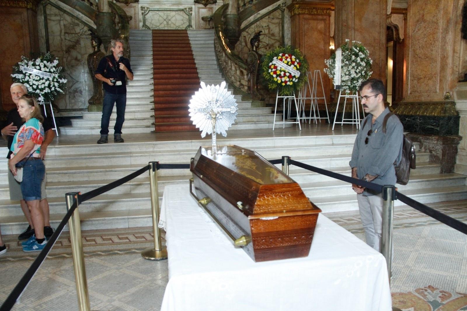 Corpo de Bibi Ferreira é velado no Theatro Municipal do Rio - Marcos Ferreira/Brazil News