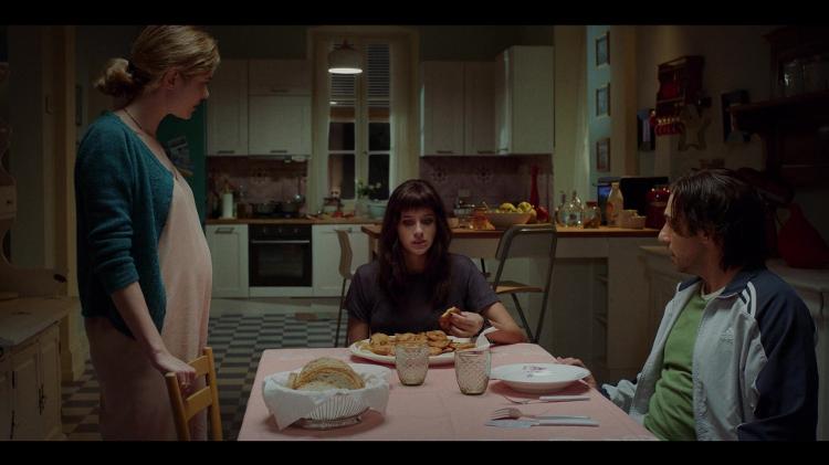 Cena do filme '18 Presentes', da Netflix - Reprodução - Reprodução