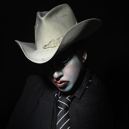Marilyn Manson em foto promocional do disco "We Are Chaos" - Divulgação