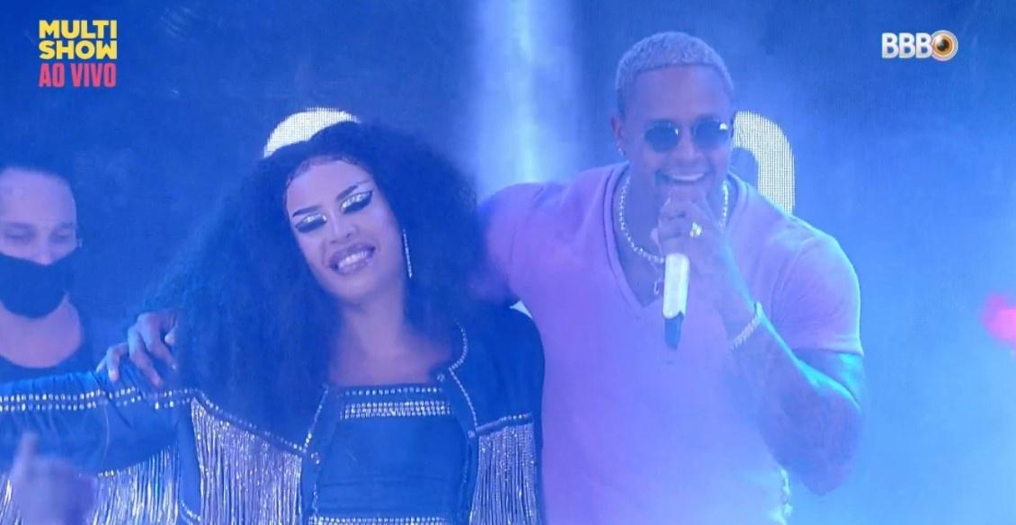 BBB 21: Glória Groove e Léo Santana se abraçam - Reprodução/ Globoplay