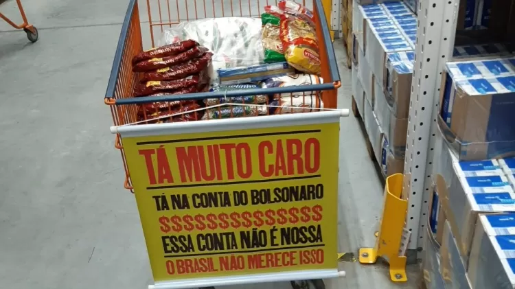 Carrinho de compras de Roberto Santos - Arquivo Pessoal - Arquivo Pessoal