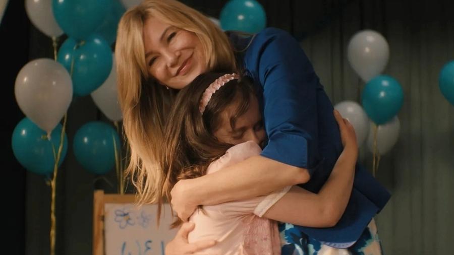 Ellen Pompeo e Imogen Faith Reid na minissérie 'Uma Família Perfeita' Ellen Pompeo e Imogen Faith Reid na minissérie 'Uma Família Perfeita'