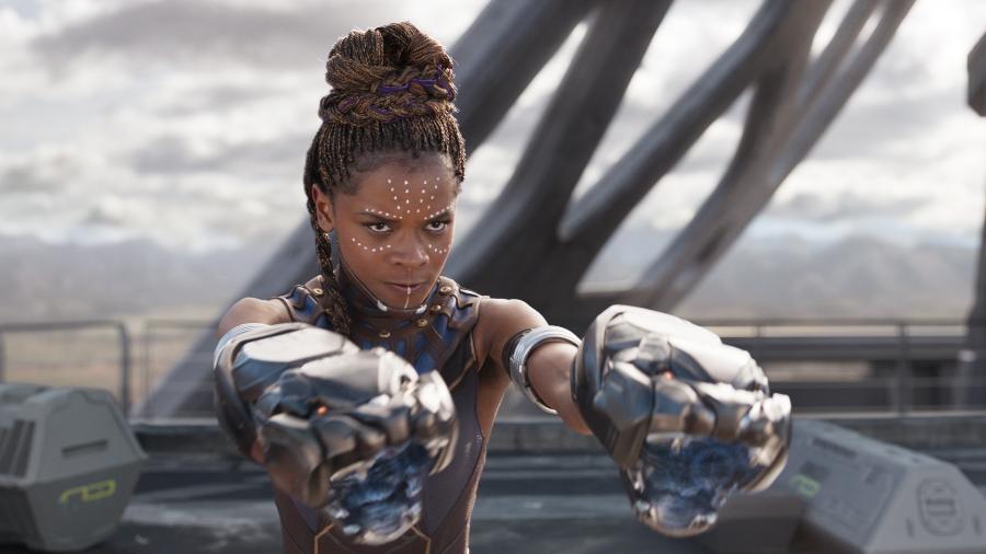 Letitia Wright como Shuri em cena de "Pantera Negra" - Divulgação