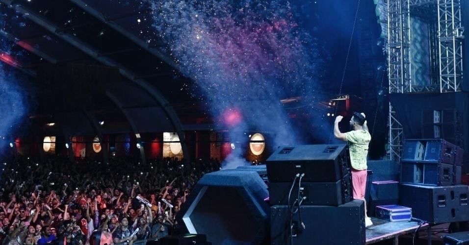 Público se empolga com o agito do Baile do Dennis no Carnaval do Mirante, em Belo Horizonte - Nereu Jr/UOL