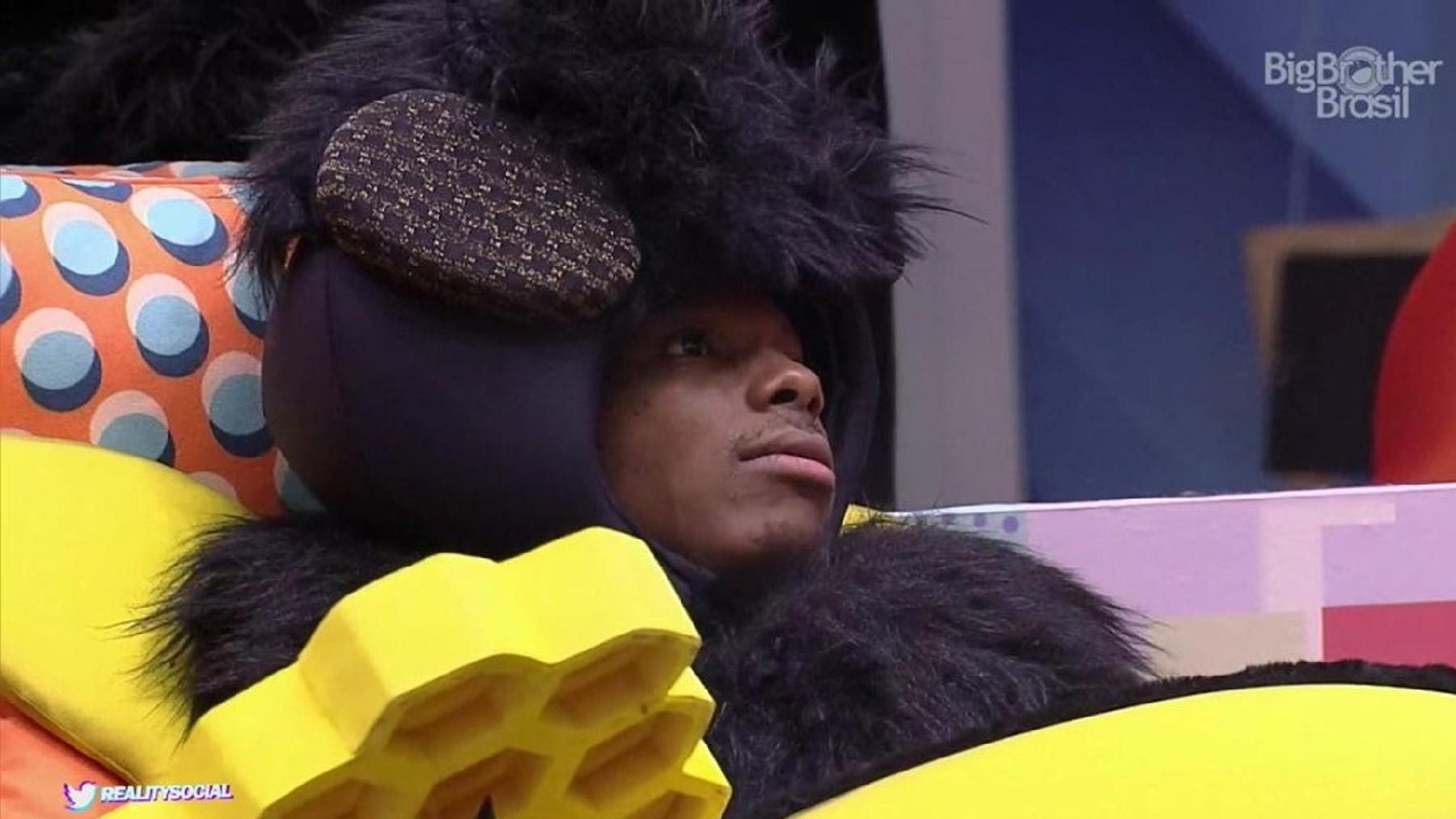 BBB 21: Lucas Penteado no castigo do monstro - Reprodução/Globoplay