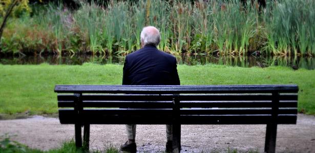 Solidão é o novo cigarro? Porque precisamos falar sobre saúde social