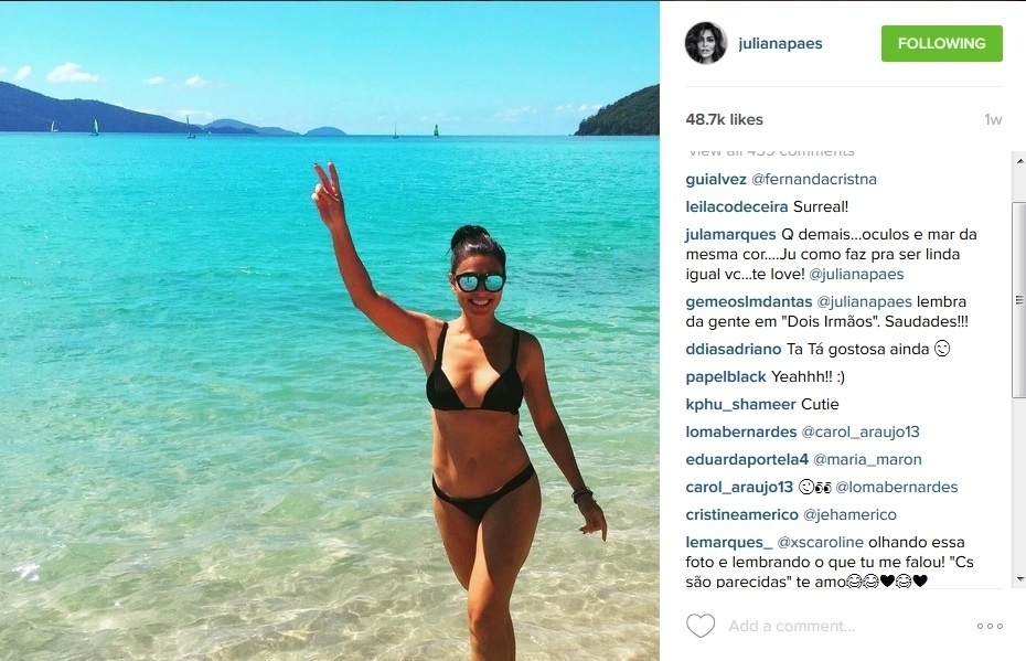 set.2015 - De biquíni, Juliana Paes curte praia em Hamilton, na Austrália, durante gravações de "Totalmente Demais", a próxima novela das 19h - Reprodução/Instagram/julianapaes