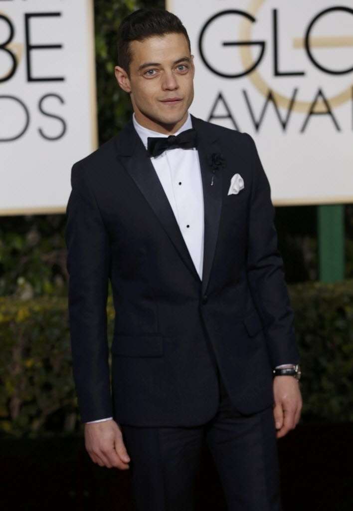 10.jan.2016 - Rami Malek no tapete vermelho do Globo de Ouro 2016 - REUTERS