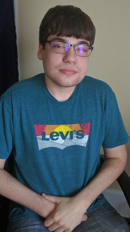 O norte-americano Phillip Marisa, 25, é portador da doença de Fabry - Arquivo Pessoal