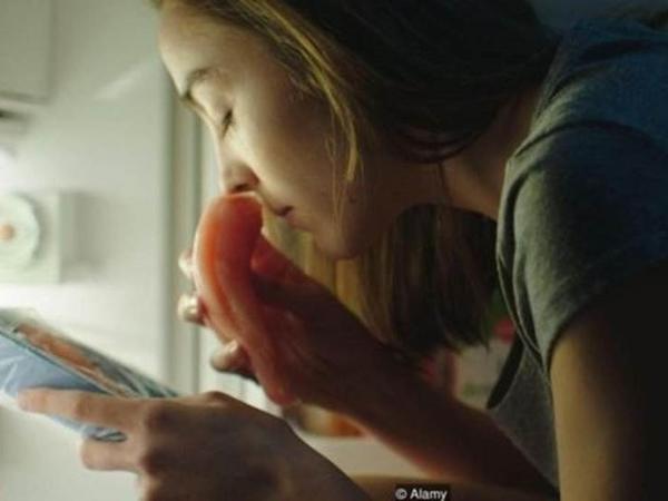 ALAMY Image caption - ALAMY Image caption