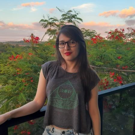 Para a estudante Gabriela de Souza, 22 anos, sexo não é a base de uma relacionamento saudável - arquivo pessoal