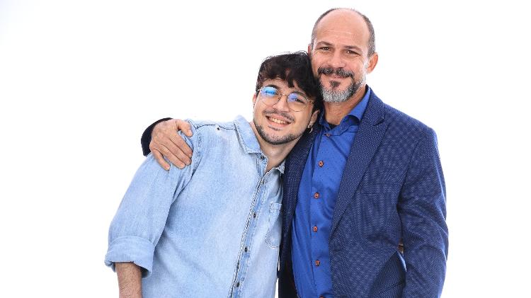 Minha mãe com seu pai: Luis Felipe (filho) e Gilvandro (pai)