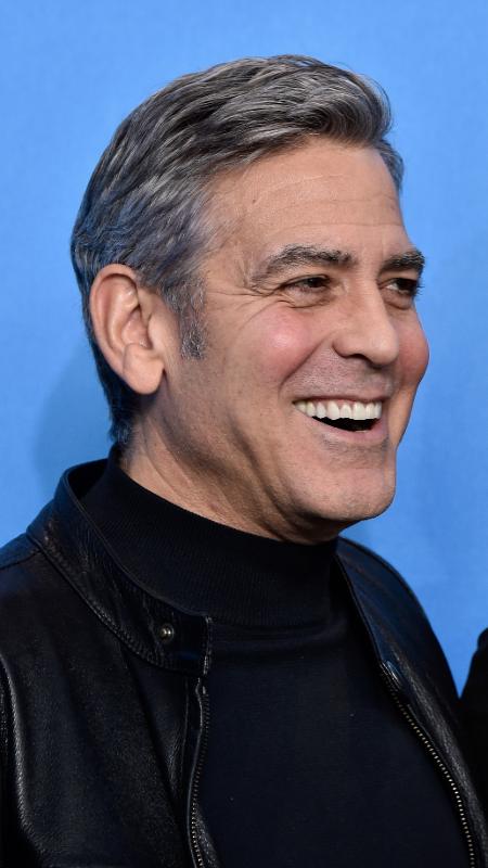 11.fev.2016 - O ator George Clooney antes da exibição de "Ave, César!", filme que abriu a 66ª edição do festival de Berlim e do qual ele é protagonista. - Pascal Le Segretain/Getty Images