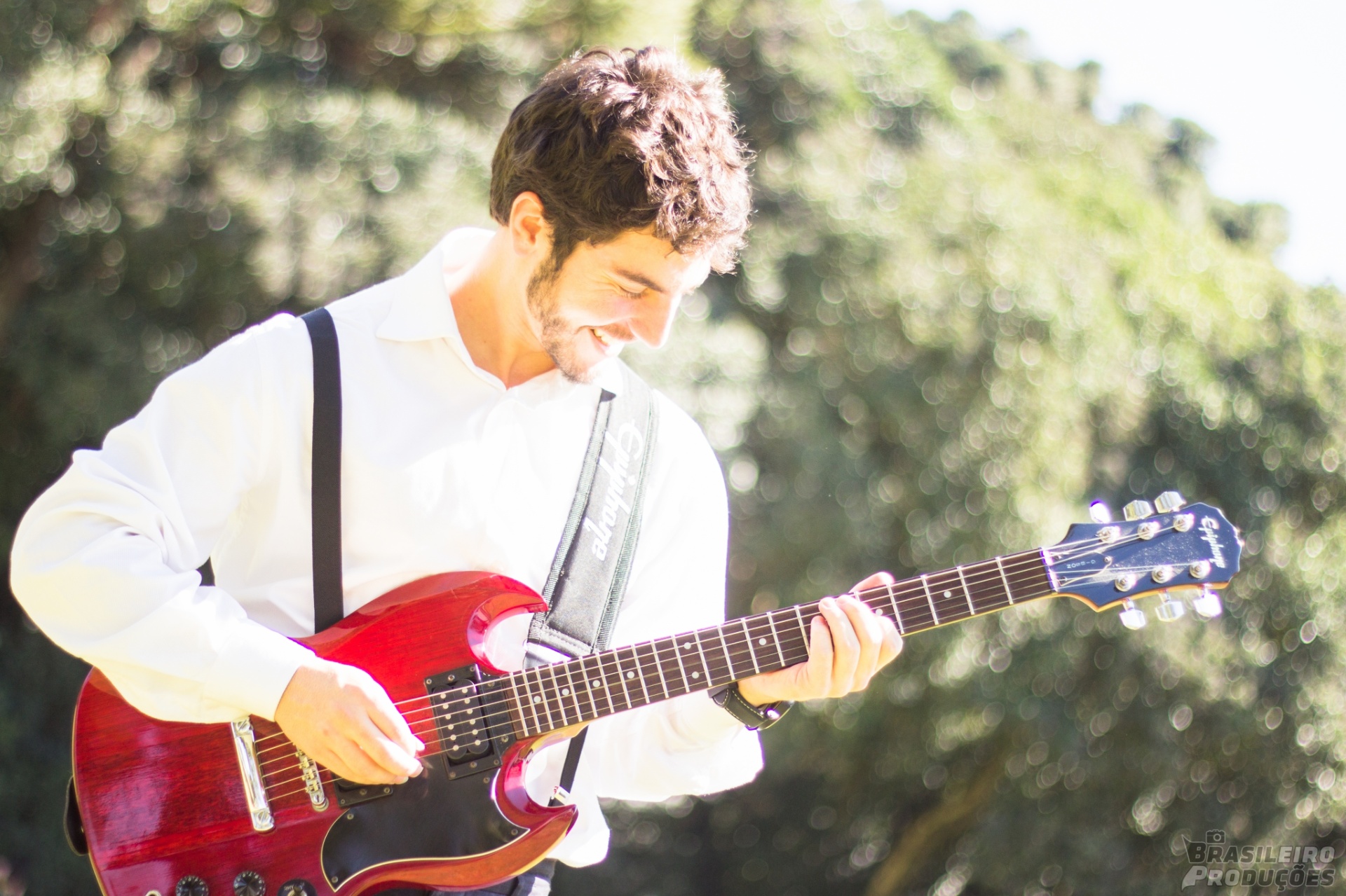 O cantor e compositor Ravi Brasileiro - Divulgação/Oruê Brasileiro