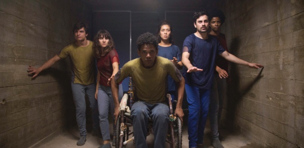 Candidatos são submetidos a um árduo processo seletivo em "3%", série brasileira da Netflix - Pedro Saad/Netflix/Divulgação - Pedro Saad/Netflix/Divulgação