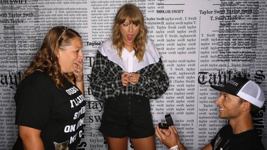 Taylor Swift aparece chocada ao presenciar fã pedindo a mão da namorada em casamento - Reprodução / Instagram
