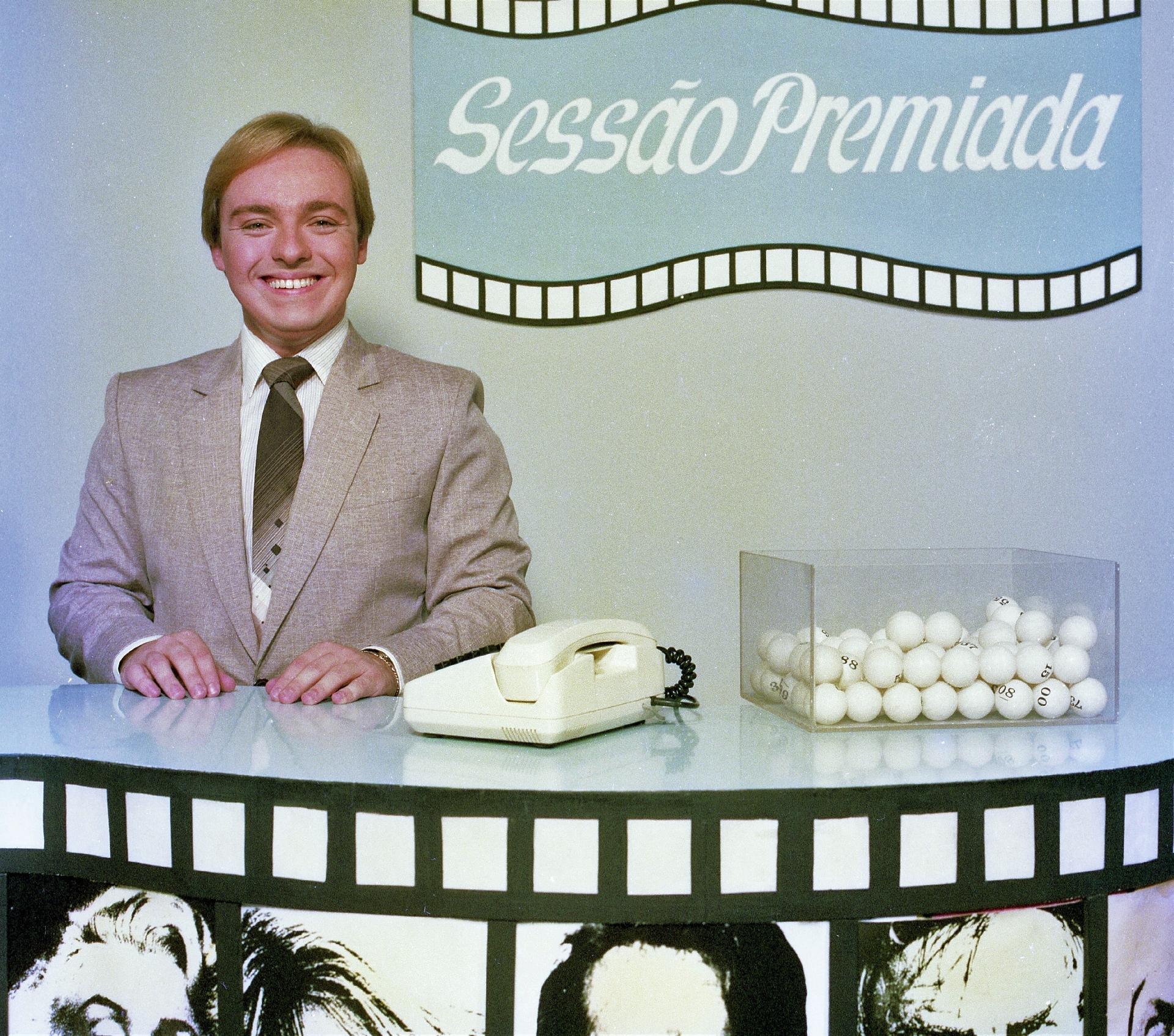 Em 1981, Gugu Liberato apresentou o "Sessão Premiada", que dava prêmios em dinheiro - Moacyr dos Santos/SBT