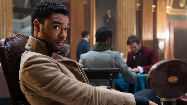 Duquesa atleta? Suposto affair de protagonista de Bridgerton joga futebol - 17/02/2021 - UOL Esporte