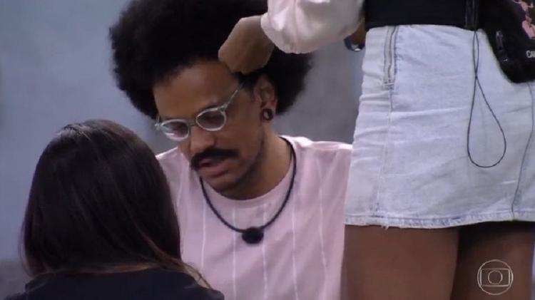 BBB 21: João Luiz chora após ir ao paredão - Reprodução/Globoplay - Reprodução/Globoplay