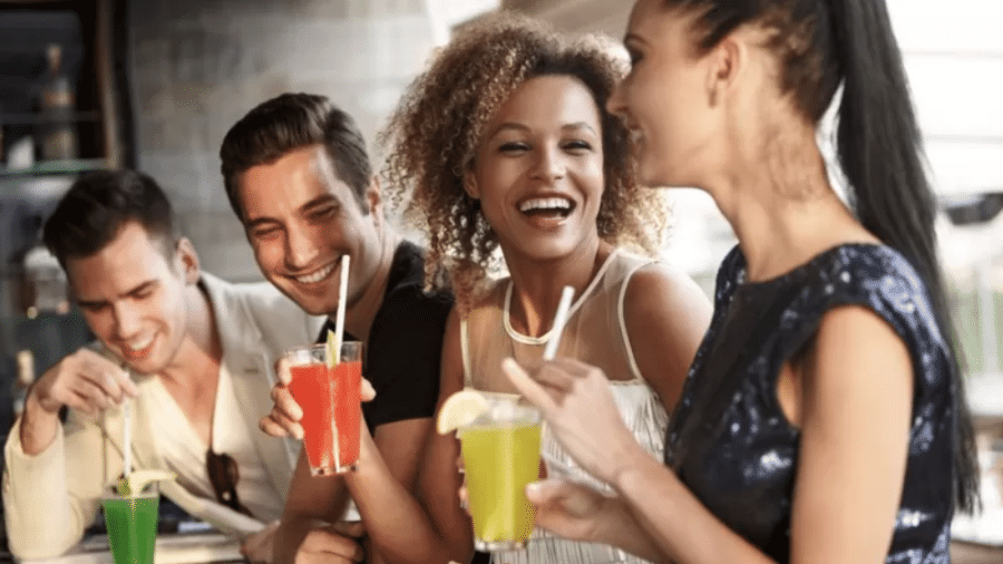 Bebidas alcóolicas promoveram laços sociais, argumenta Edward Slingerland - Getty Images