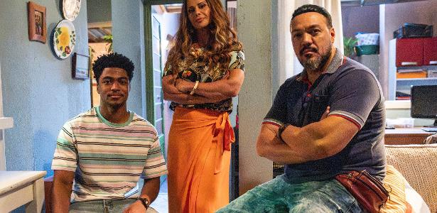 Três Graças : Segredo de Consuelo vem à tona em briga com Misael