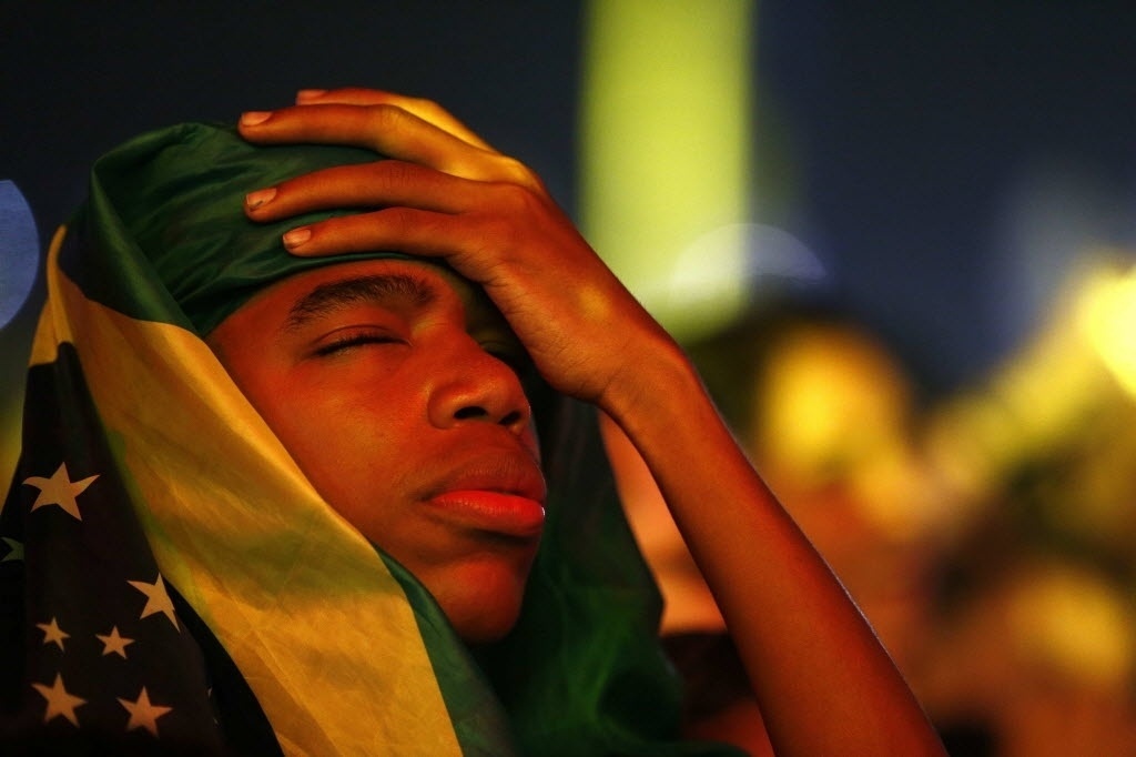 24.set.2015 - Fãs assistem ao quarto dia de shows do Rock in Rio 2015 - Marcelo Sayão/EFE