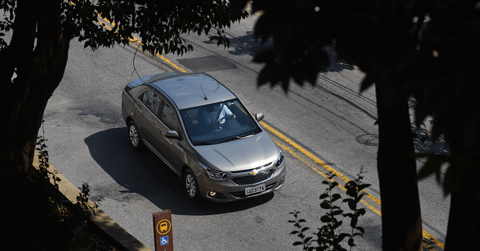 Chevrolet Cobalt Elite - Murilo Góes/UOL