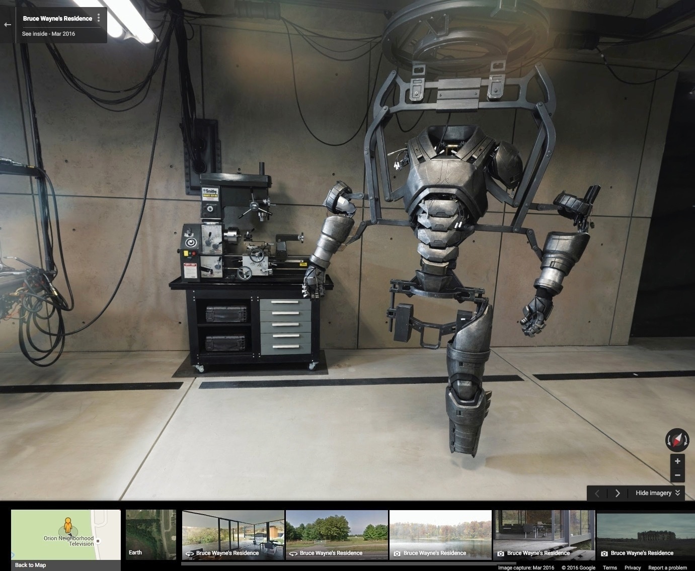 Google Street View permite visitar o cenário da Batcaverna no filme "Batman Vs Superman: A Origem da Justiça" - Reprodução/Google Street View