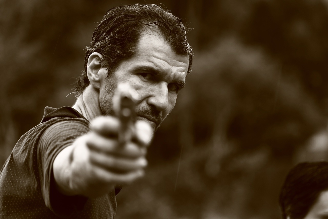 Nicola Siri em cena da série "Sem Volta", da Record - Roger Gobeth