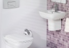 Projeto usa azulejo com relevo para mudar banheiro pequeno - GettyImages
