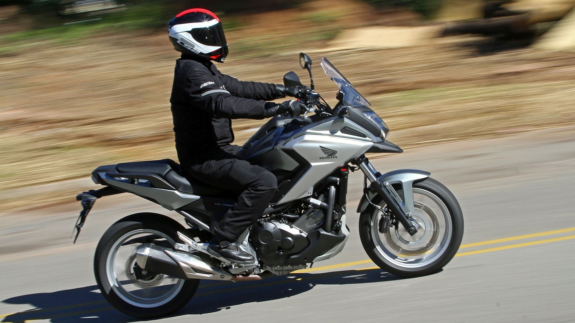 Honda NC 750X - Mario Villaescusa/Infomoto