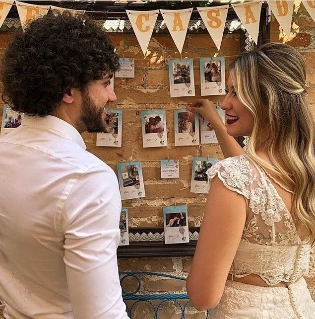 Mural de fotos na decoração do casamento - Reprodução/Instagram