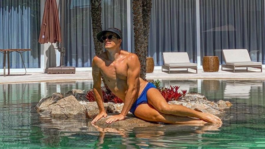 Rodrigo Faro na piscina - Reprodução/Instagram