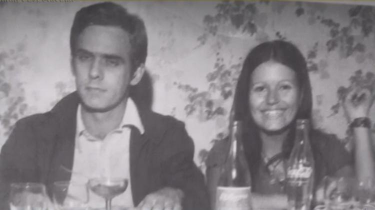 francisco cuoco ao lado da mãe de anthony - Reprodução/Record TV - Reprodução/Record TV