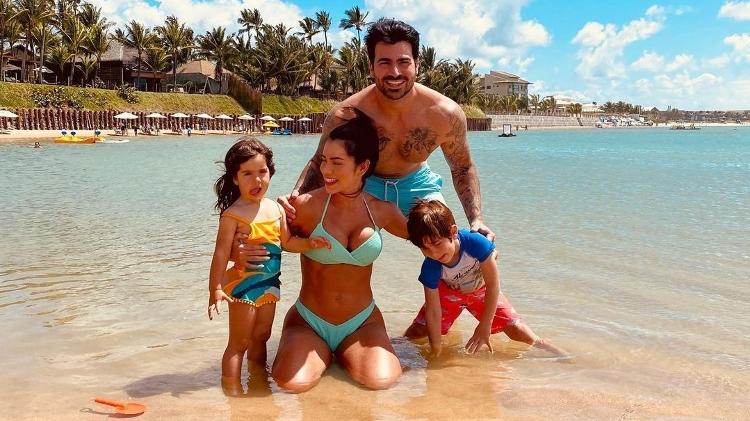 Adriana Sant'Anna e Rodrigão com os filhos - Reprodução/Instagram - Reprodução/Instagram