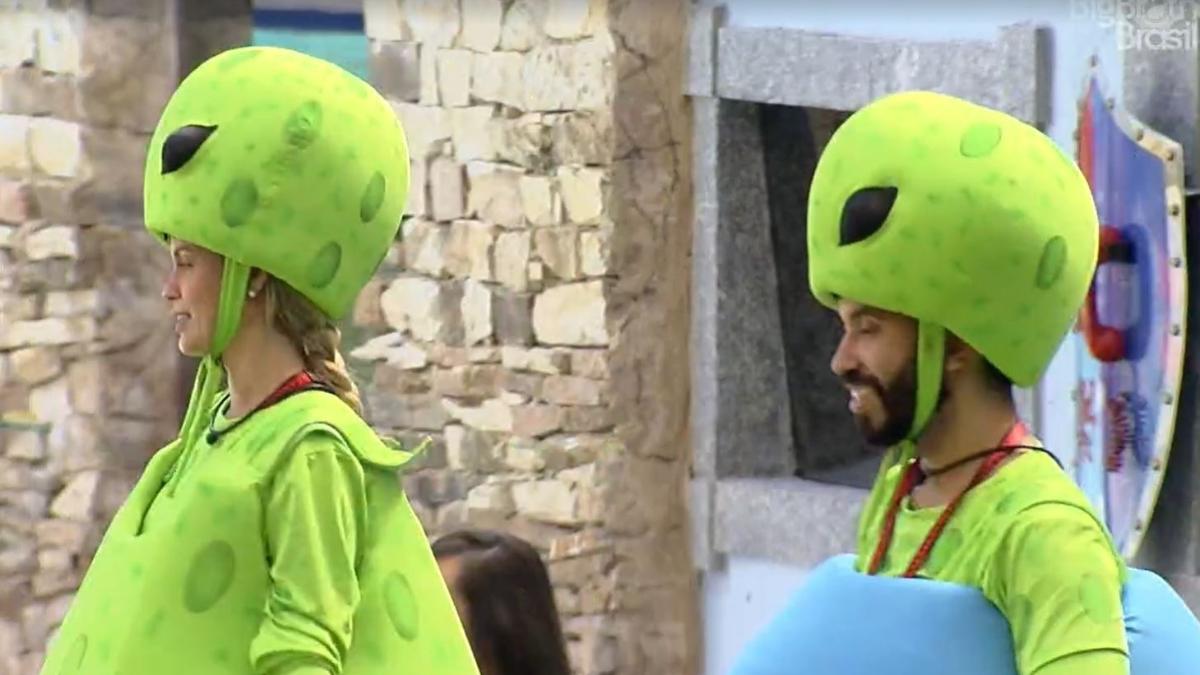 BBB 21: Gil e Sarah cumprem monstro - Reprodução/ Globoplay