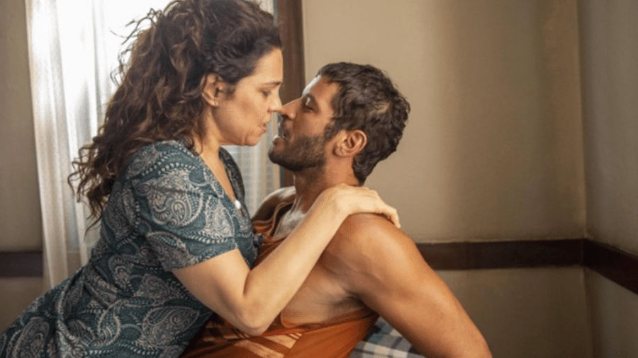 Leandro Lima e Isabel Teixeira como Levi e Maria Bruaca em "Pantanal" - João Miguel Júnior/Globo