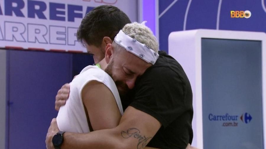 BBB 23: Fred se emociona e chora ao ver biscoito preferido do filho - Reprodução/Globoplay